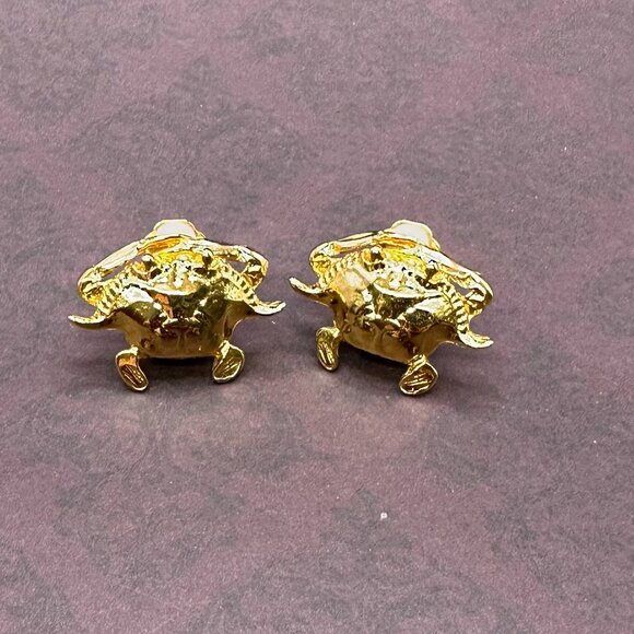 Maurice Milleur Gold-Plated Pewter Crab Clip-On Earrings - Picture 9 of 13